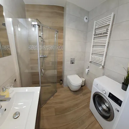 Апартаменти Vibeapartments Szklarska Poreba Basen Sauny Centrum *